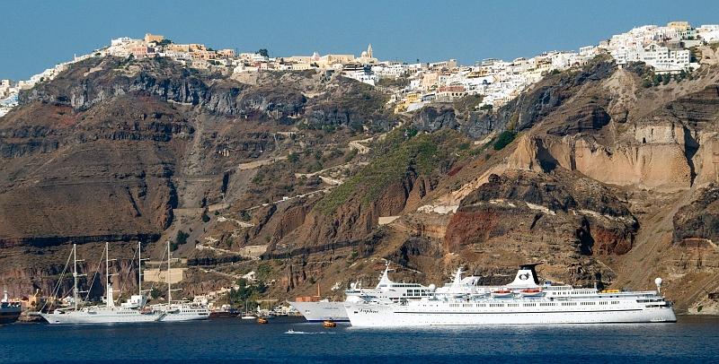 Thira und Caldera